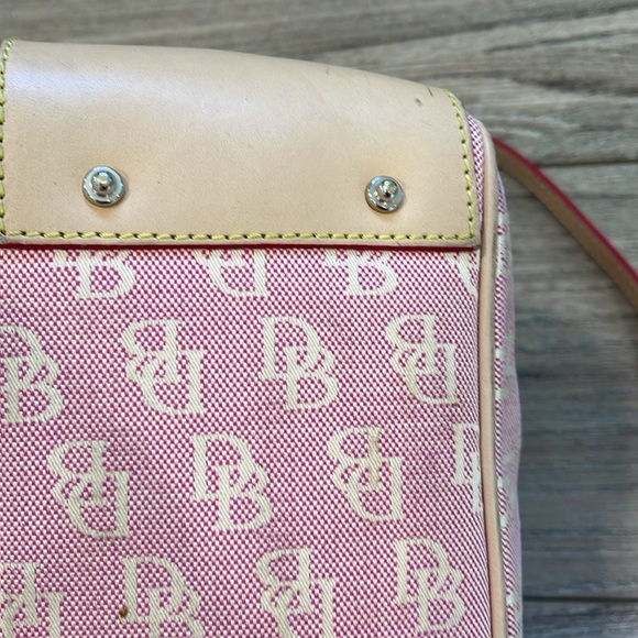 Dooney & Bourke Pink monogram Purse - Picture 4 of 11